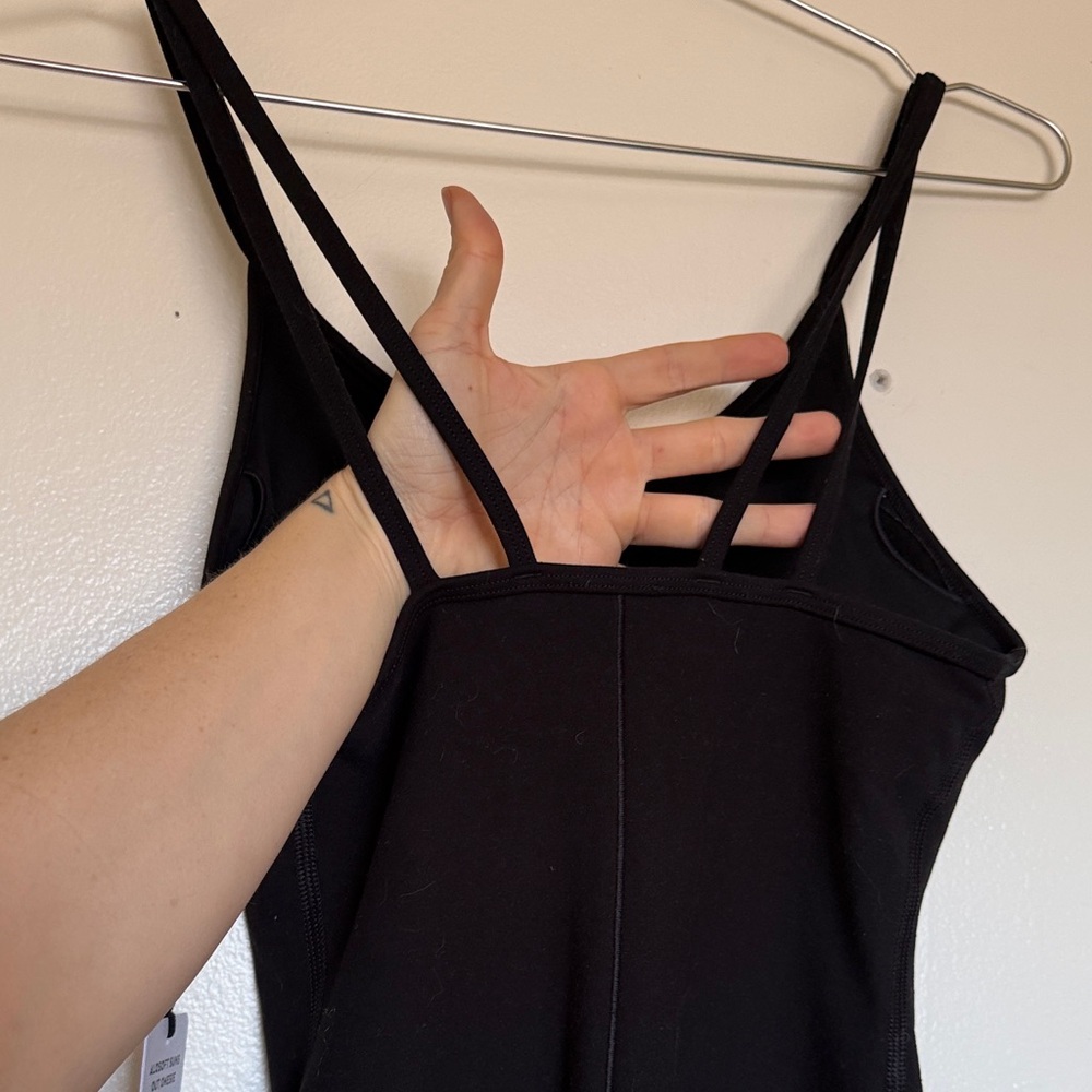 ALO Yoga Black Alosoft Suns Out Onesie - Picture 5 of 5